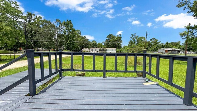 Foto del edificio - 21608 County Road 3748