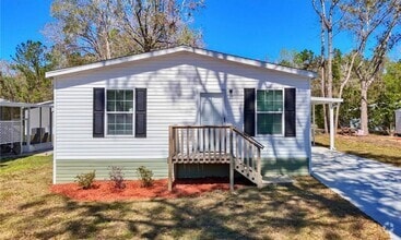 Building Photo - 18079 Carrolwood Dr