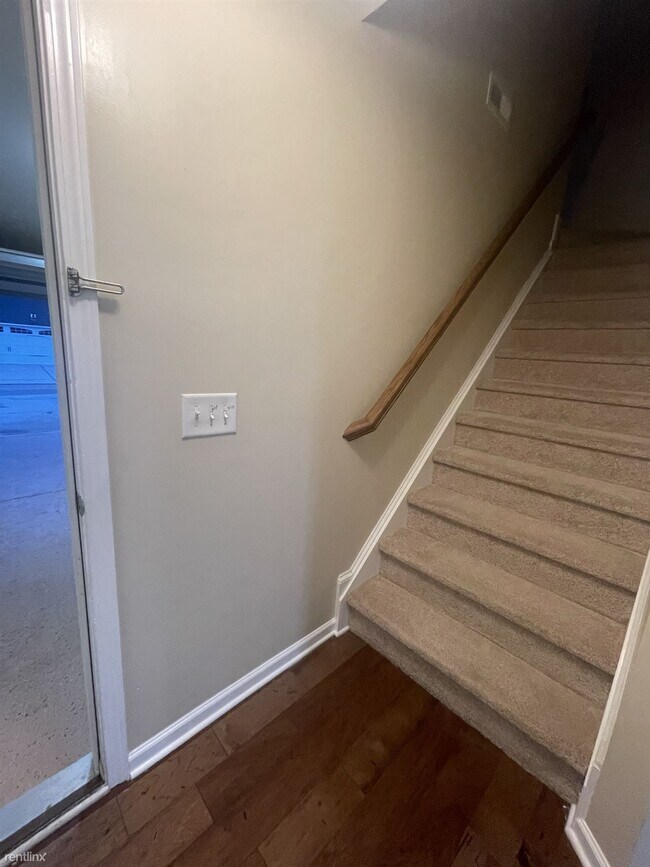 Foto del edificio - 4 br, 3.5 bath House - 1005 Oatney Ridge Ln