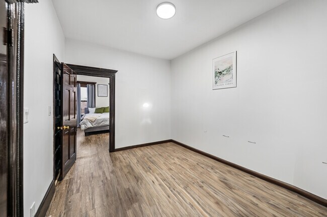 Foto del edificio - 550 53rd St
