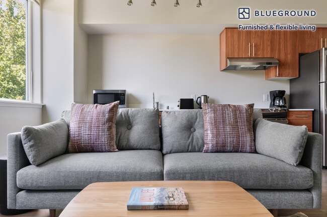 Foto del edificio - 4302 7th Ave NE