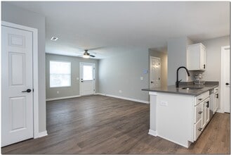 Spencer Court photo'