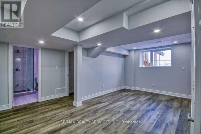 Building Photo - 69 Pellegrino Rd