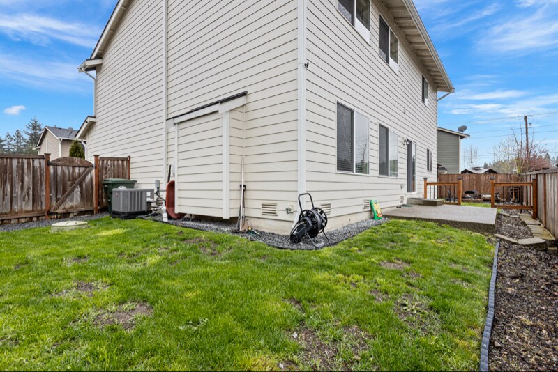 Foto del edificio - 16522 45th Ave E