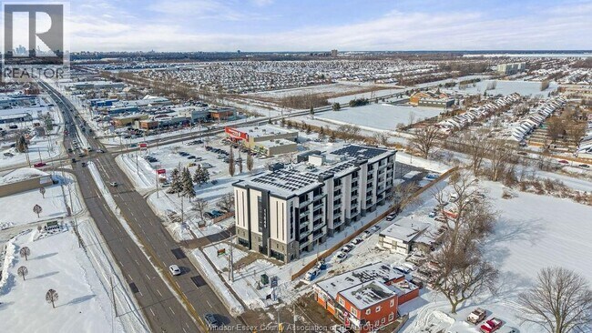 Photo du bâtiment - 11646 Tecumseh Rd E