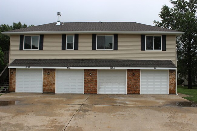 Building Photo - 8139 N Stoddard Ave