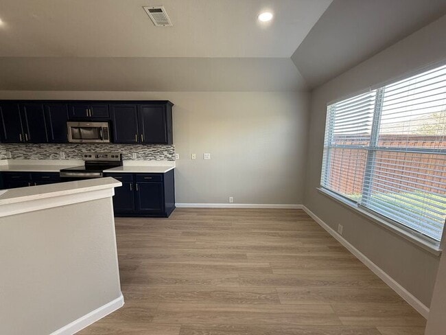 Building Photo - 1909 Morning Dove Dr