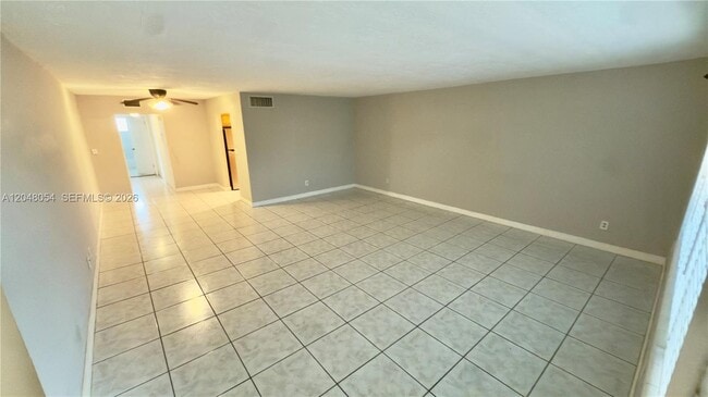 Foto del edificio - 1855 NE 121st St