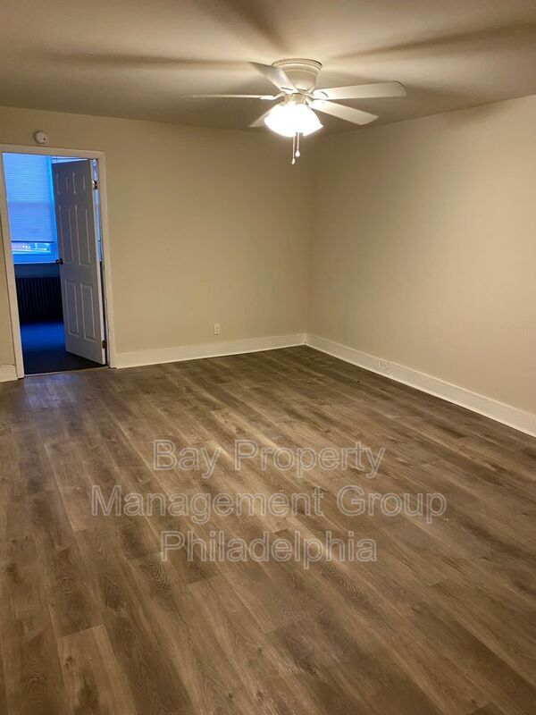 Foto del edificio - 817 Ellsworth St