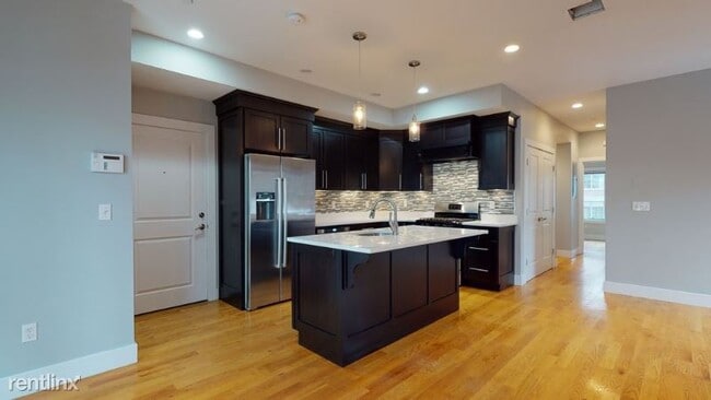 Building Photo - 2 br, 2 bath Condo - 41 W 2nd Street 4 Unit 4