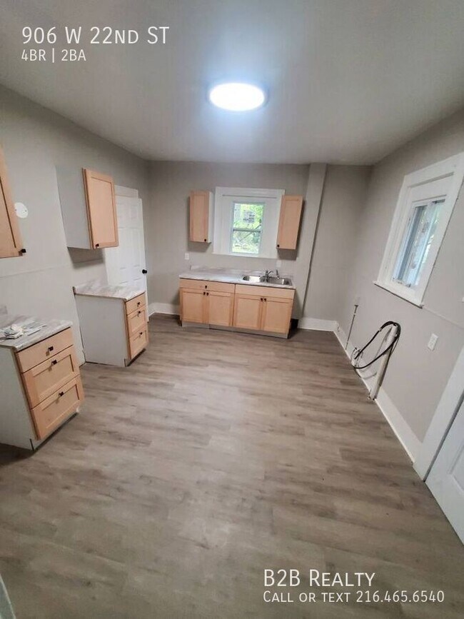 Foto del edificio - 906 W 22nd St