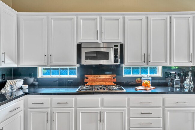 Building Photo - 45607 Pelican Hill Ct