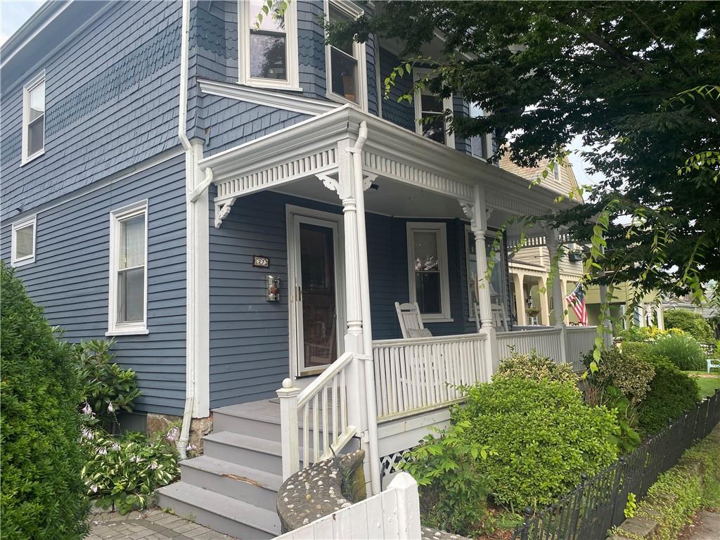 Primary Photo - 27 Mann Ave
