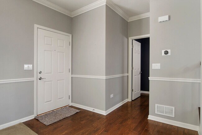 Building Photo - 48 S Cornerstone Dr