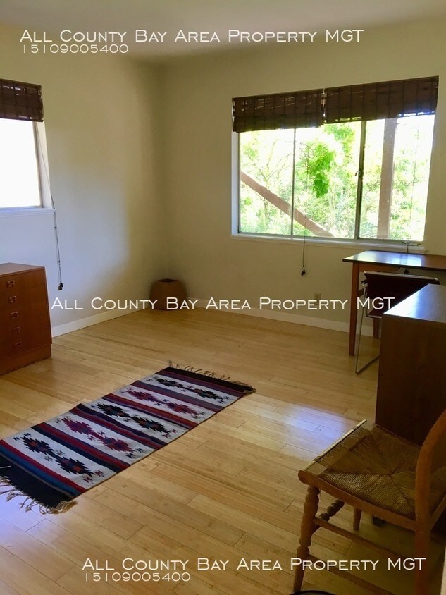 Primary Photo - In law unit with view