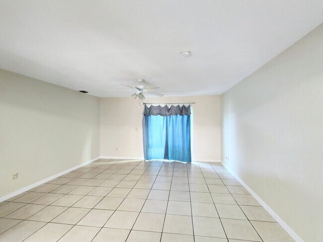 Foto del edificio - 175 Yorktowne Dr