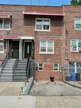 Building Photo - 2913 Dewitt Pl