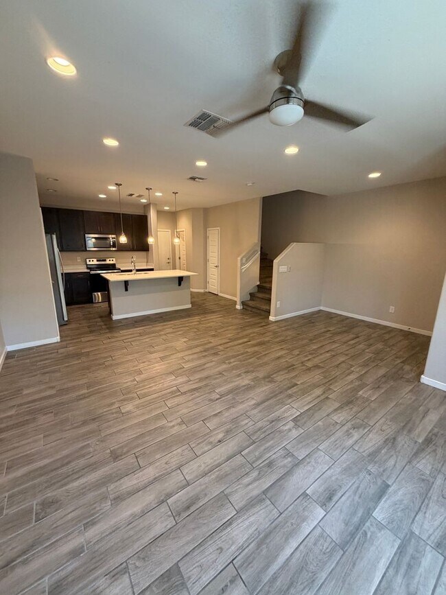 Foto del edificio - Beautiful newer townhome in the heart of Tempe