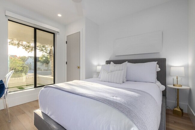 Foto del edificio - 3101 N 82nd St