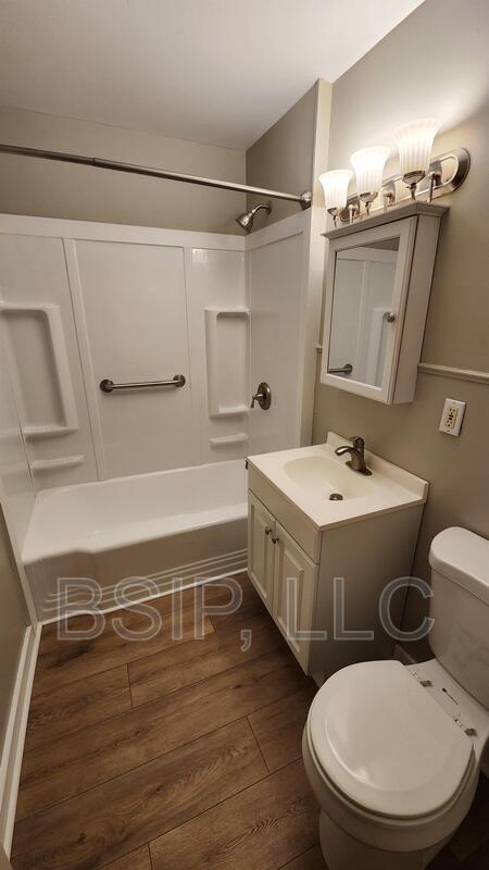 Foto del edificio - 502 NE Freeman Ave