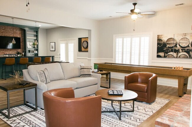 Building Photo - 131F Woodmont Blvd