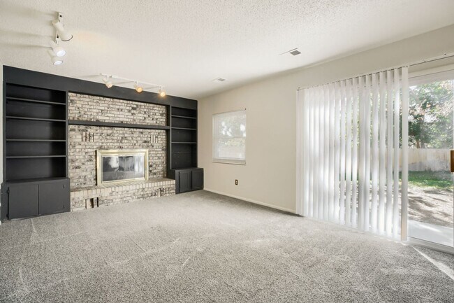 Foto del edificio - 4298 Sumac Ct