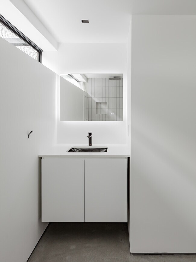 Foto del edificio - 513 N 10th St