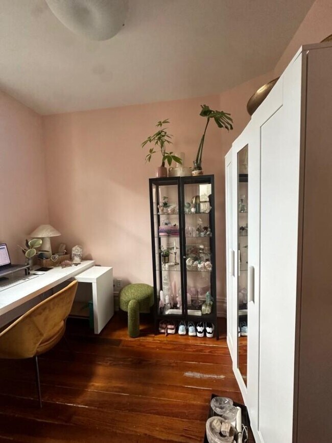 Building Photo - 2 bedroom in Brooklyn NY 11211