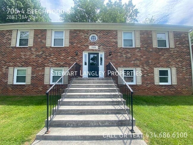 Building Photo - 705 Beechwood Dr