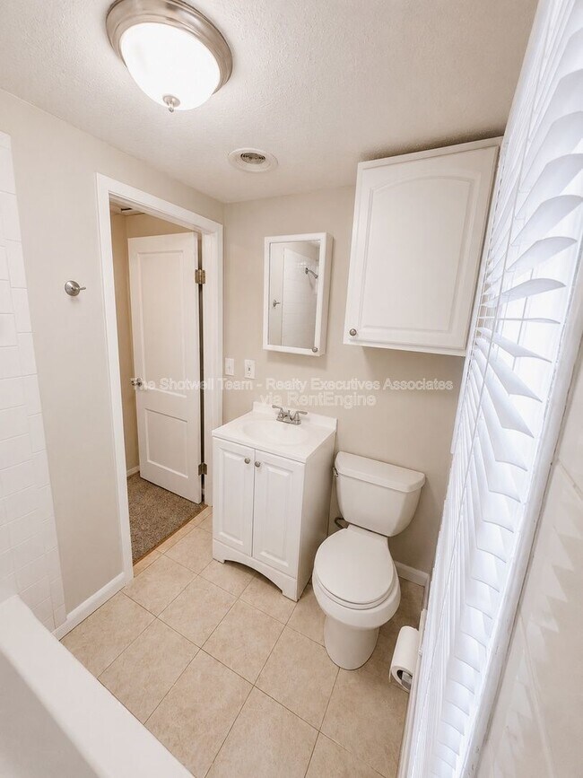 Building Photo - 316 Finley Dr