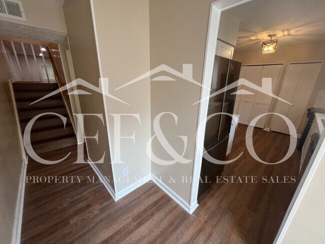 Foto del edificio - 51 Summercreek Dr