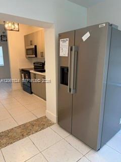 Foto del edificio - 6110 Monroe St