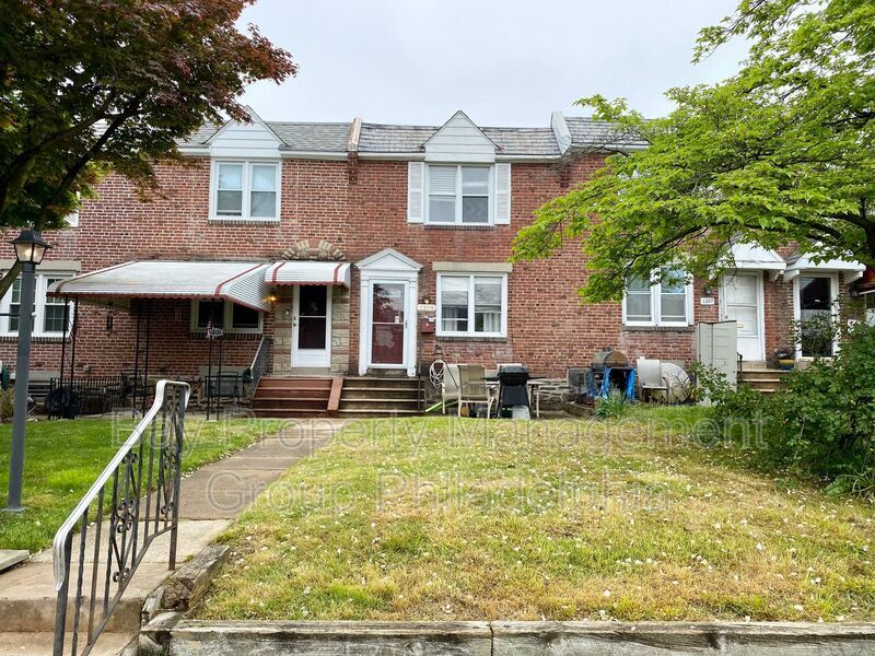 Primary Photo - 2209 Lynn Blvd
