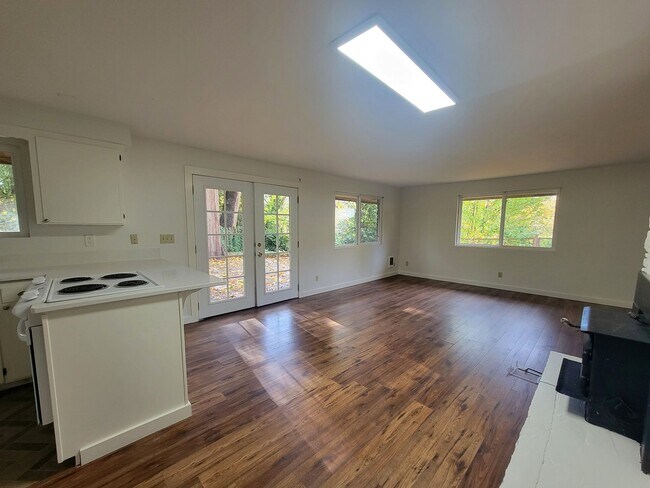 Foto del edificio - Bright and cozy 1 bedroom on Bainbridge