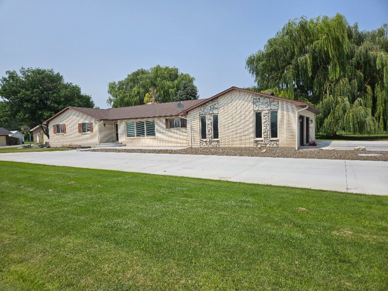 Primary Photo - 158 Aspen Crst Ln