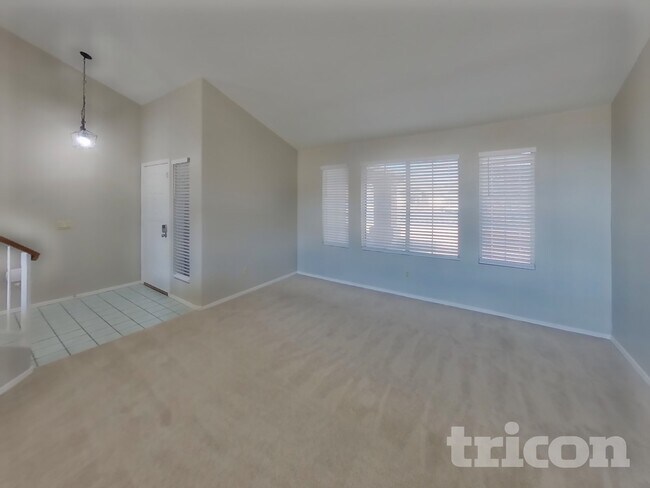 Foto del edificio - 8988 W Tuckey Ln