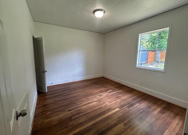 Foto del edificio - 2511 20th Place Ensley