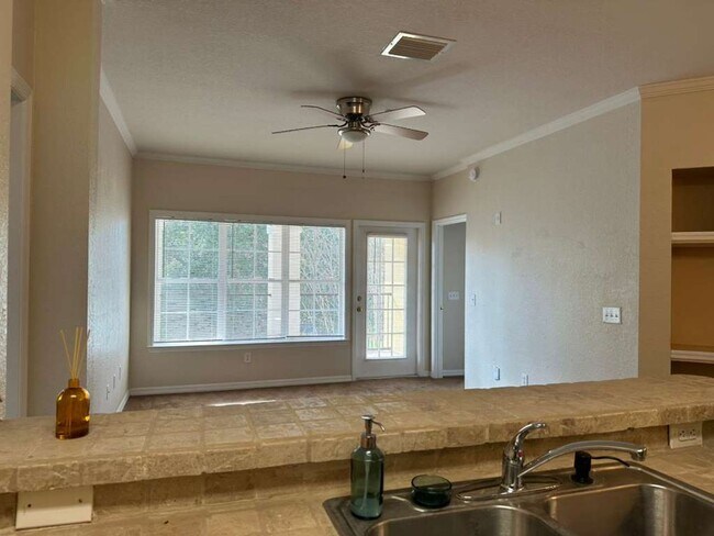 Foto del edificio - for Rent