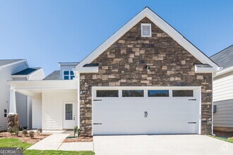 Building Photo - 23 Celtic Ct