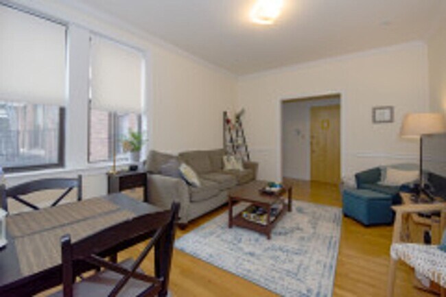 Building Photo - Spacious, Sunny, Updated Allston 2 Bed on Comm Ave for December 1st.  NO FEE