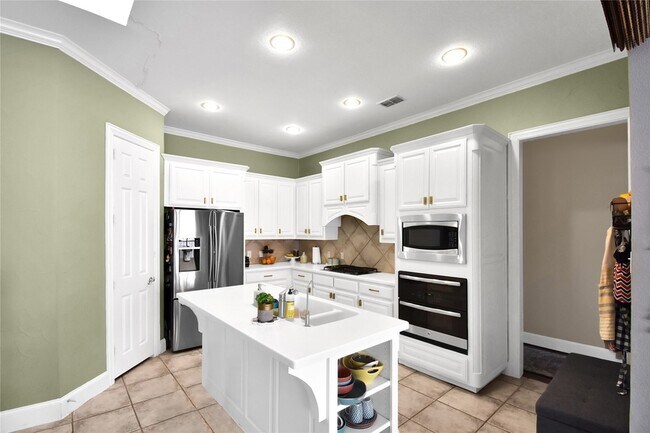 Foto del edificio - 3903 Johnson St