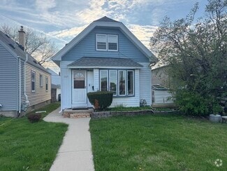 Building Photo - 3927 S Clement Ave