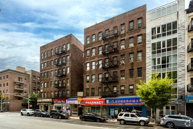 Building Photo - 23 E 109th St