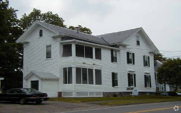 Primary Photo - 35 Locust St