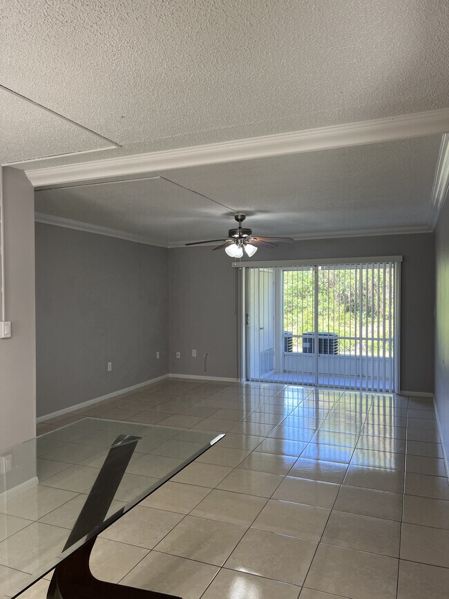 Main living space - 1135 Southdale Rd