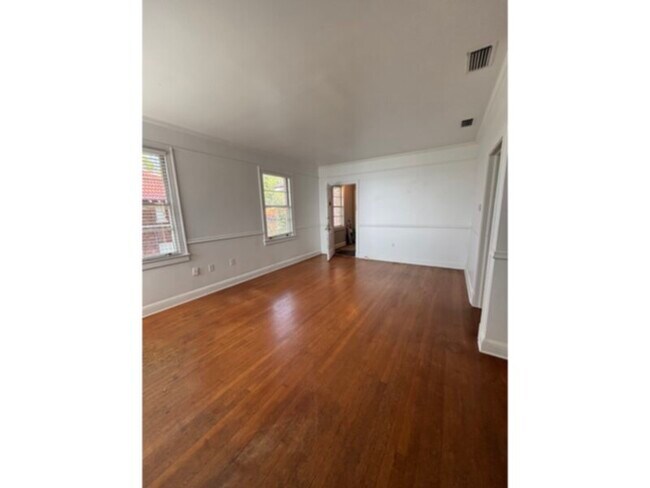 Building Photo - Waterfront