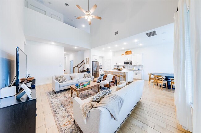 Building Photo - 4322 Arbor Crest Ln