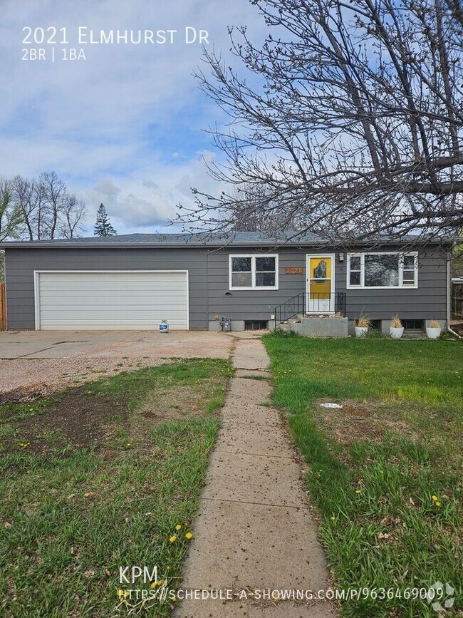 Building Photo - 2021 Elmhurst Dr