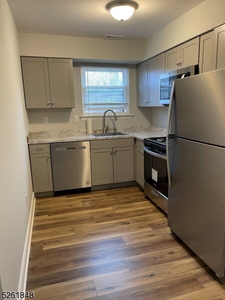 Building Photo - 1402 Normandy Ct