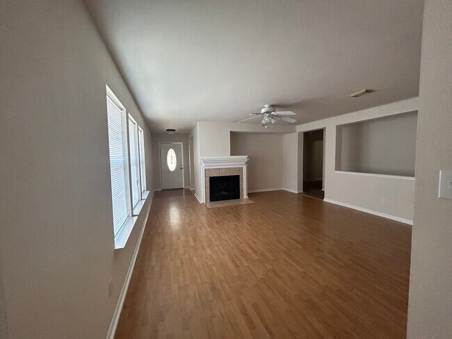 Building Photo - 6706 Wild Pecan Trl